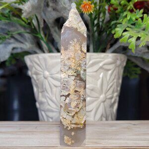 NEW 4.54" - 93g FLOWER AGATE TOWER